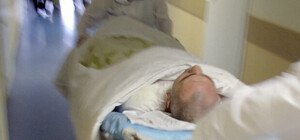 Помогите найти родных: в столичной больнице лежит человек, потерявший память