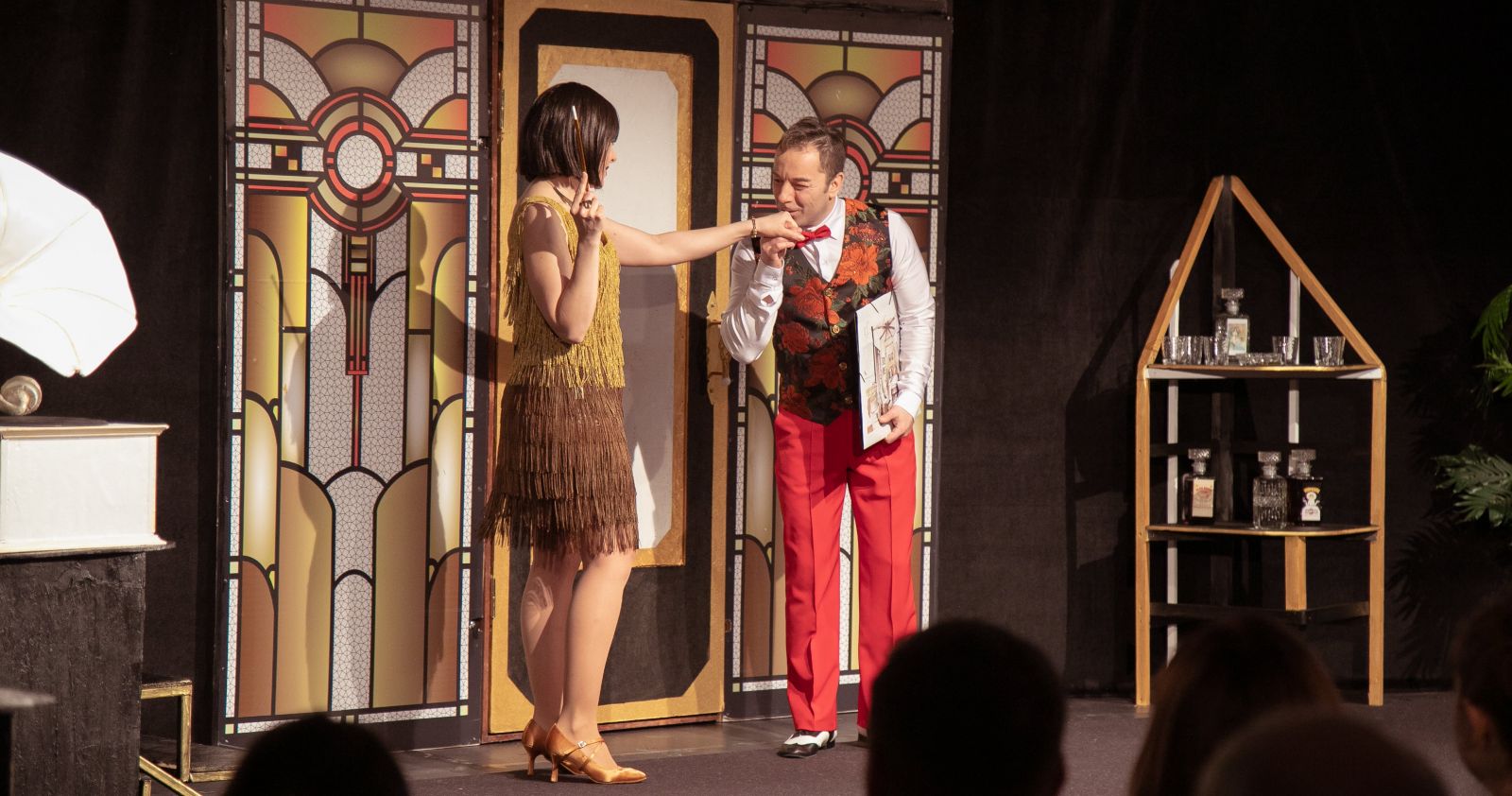 Любовь по французски спектакль актеры. Новый год по французски спектакль. Новый год по французски спектакль. Новый год по французски спектакль. Рязанский театр драмы труппа.