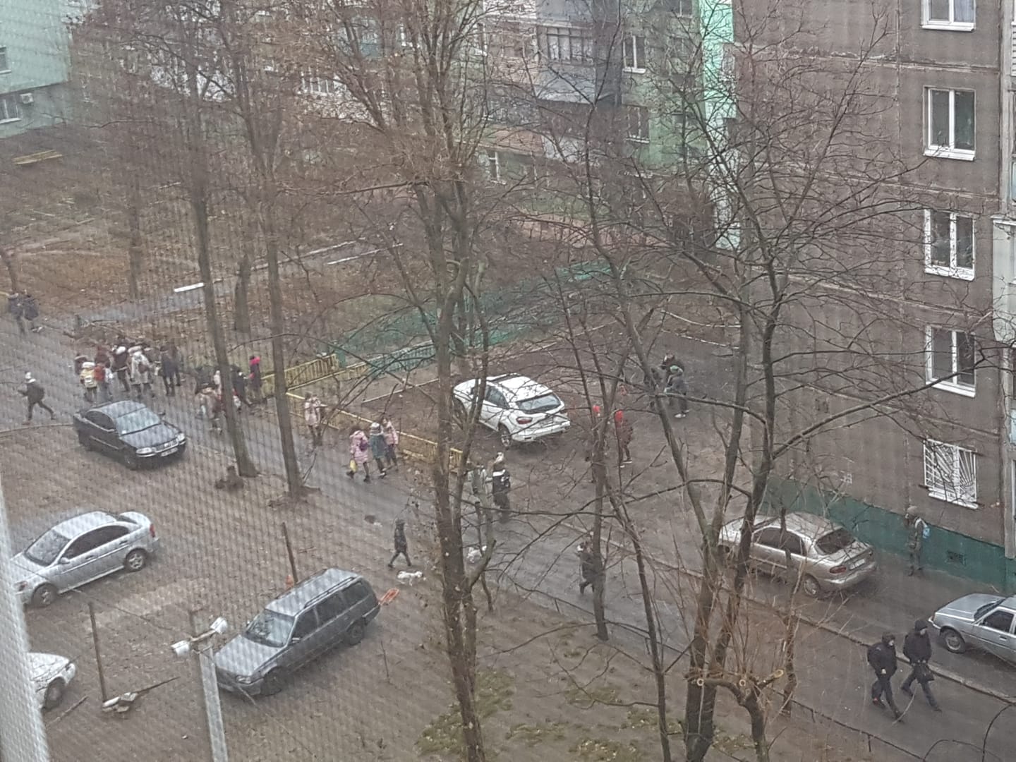 В Днепре эвакуируют детей из школ / фото: fb Татьяна Олейник
