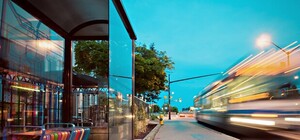 Будь в курсе: в центре города перенесли троллейбусную остановку