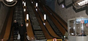 Модернизация уже здесь: на трех станциях метро заменят старые эскалаторы