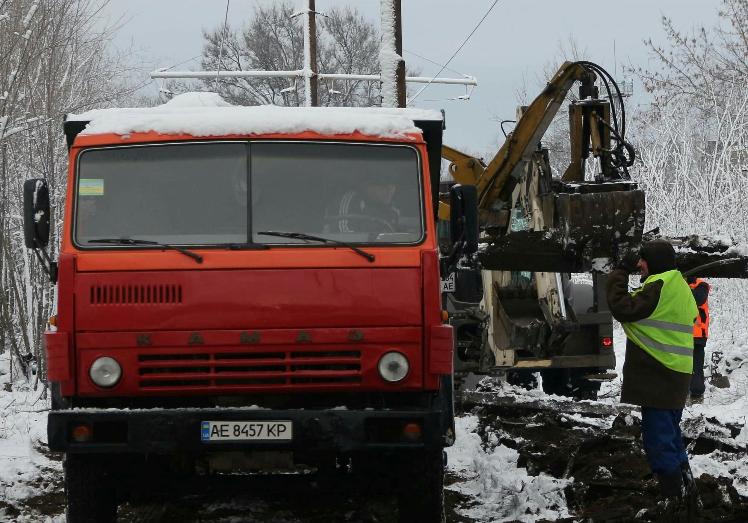 В Днепре закончился ремонт трамвайных путей на улице Строителей