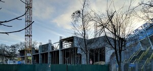 Можно смотреть футбол прямо с рабочего места: возле 