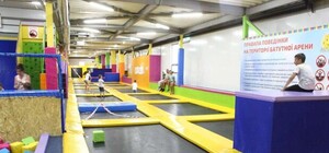 В одесском батутном комплексе травмировался ребенок: у него диагностировали переломы позвонков