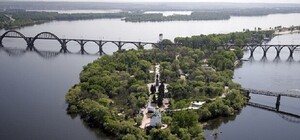 Зачем чинить, когда можно строить: на Монастырский остров могут возвести еще один мост