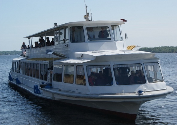 Когда закончится карантин: запорожцы смогут добираться на дачу автобусами и катерами