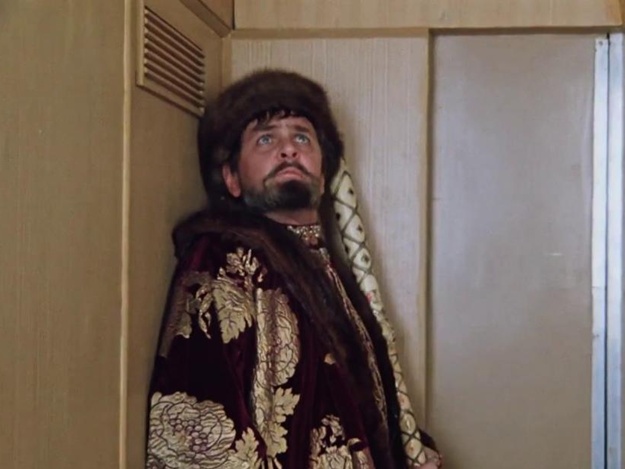 Накатаешься: на Харьковском массиве отремонтируют лифты