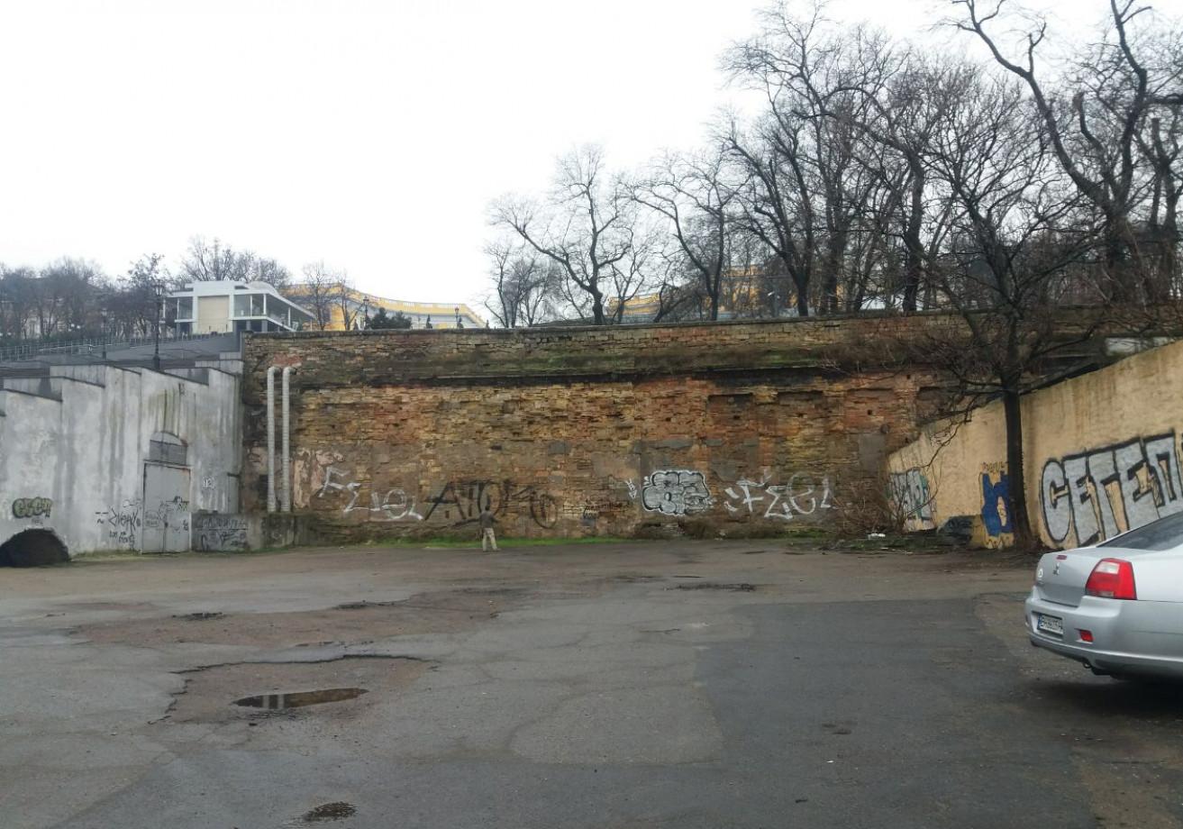 Добрались: возле Потемкинской лестницы возведут торгово-офисный центр с музеем