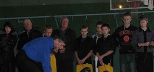 Луганчане осваивают фри-файт