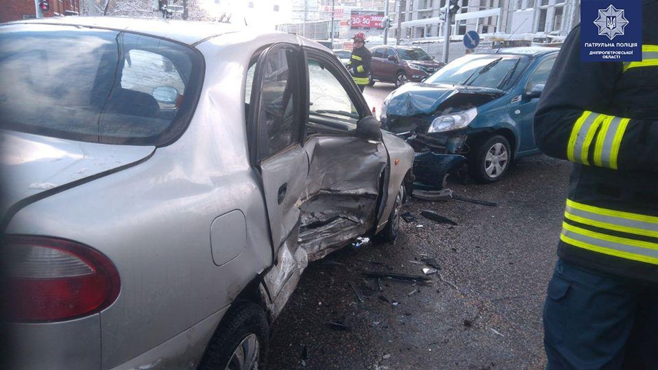 На пятом месте антирейтинга – Запорожское и Донецкое шоссе / фото: патрульная полиция Днепра