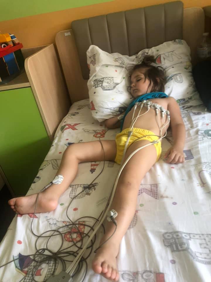 Теперь малыша ждет серьезное лечение / фото: fb Яна Демченко&lrm; ж/м Сокіл, м. Дніпро