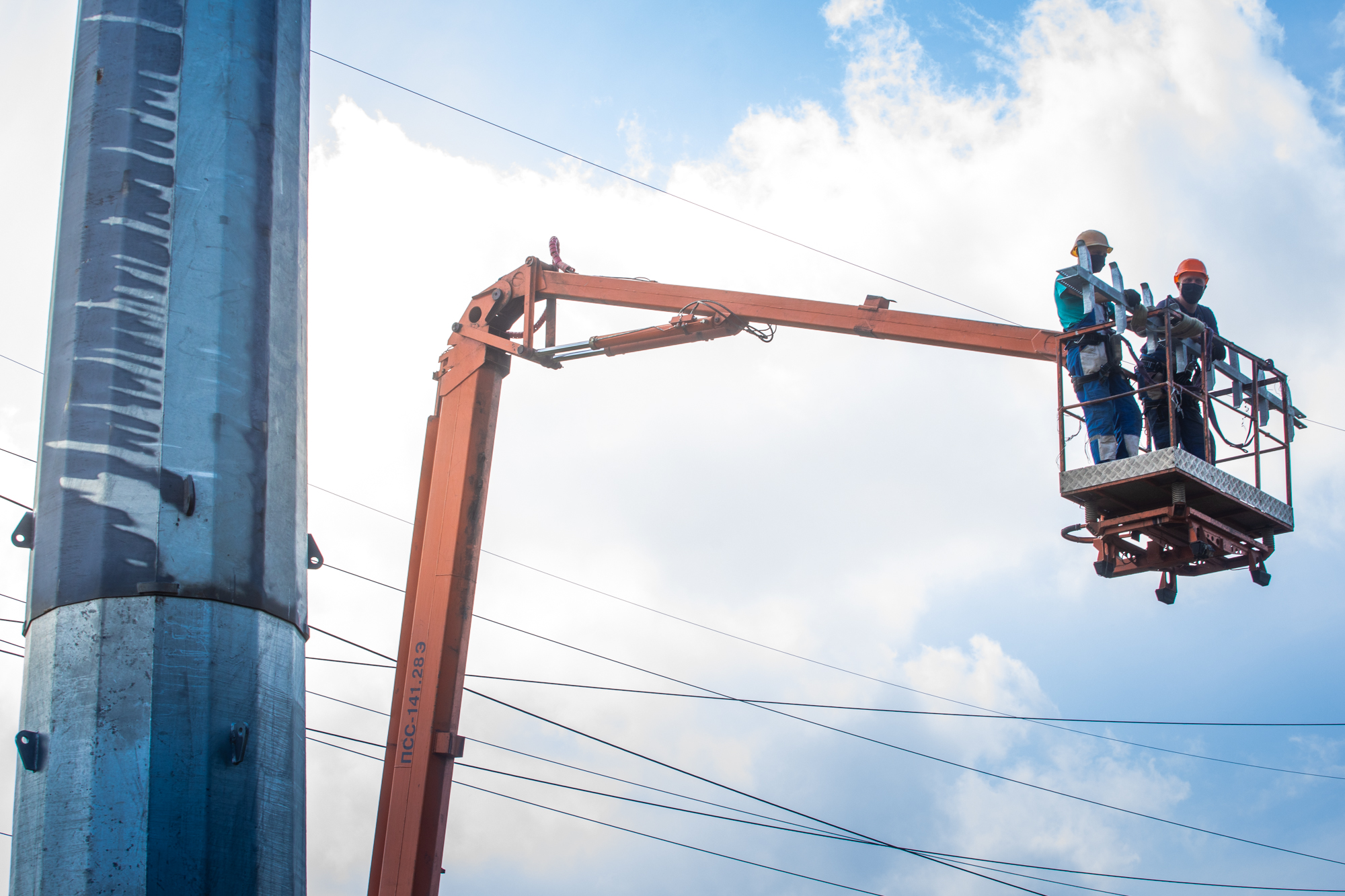 На Днепропетровщине обновляют высоковольтную воздушную линию для более 106 тысяч абонентов фото 1