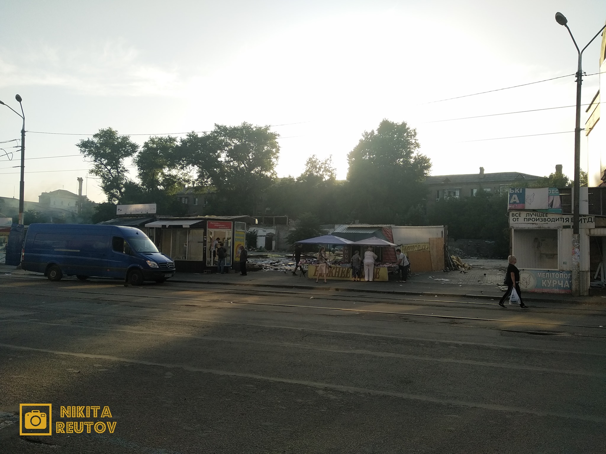 Осталась только одна продавщица / фото: fb Никита Реутов, Urban Dnipro Community