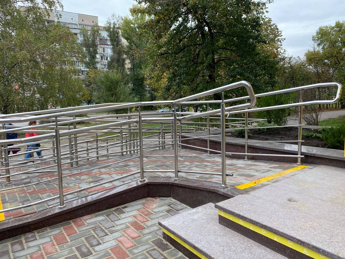 У Дніпрі після капітального ремонту запрацювало ще одне управління соціального захисту фото 3 2