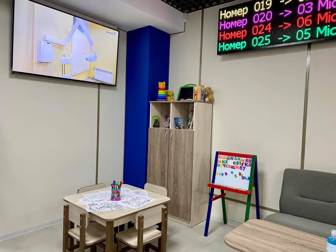 У Дніпрі після капітального ремонту запрацювало ще одне управління соціального захисту фото 4 3