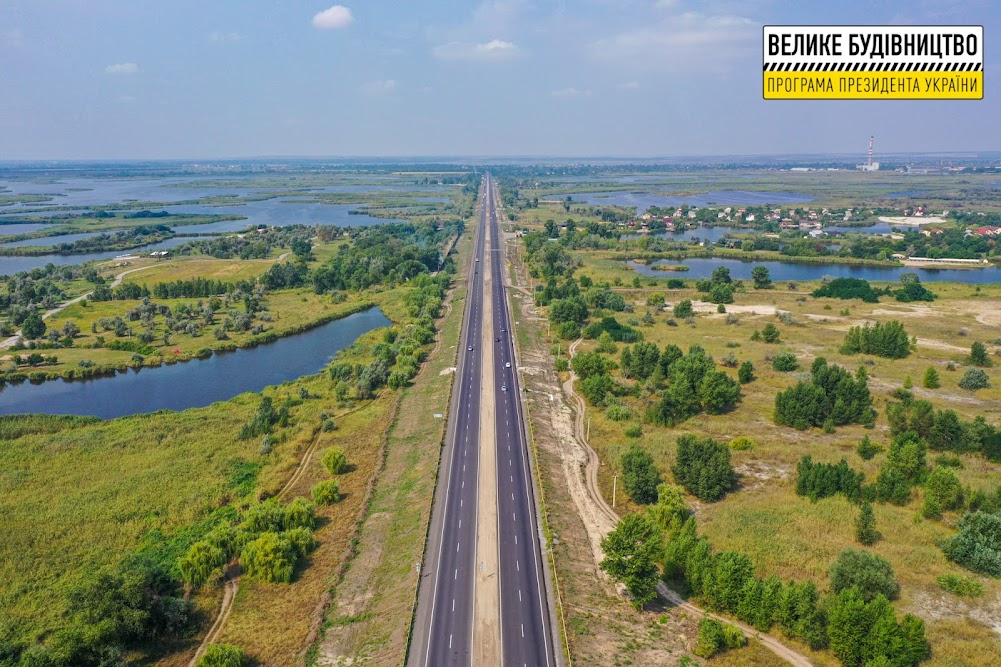 На трассе Днепр-Павлоград ремонтируют 16 мостов фото 2 1