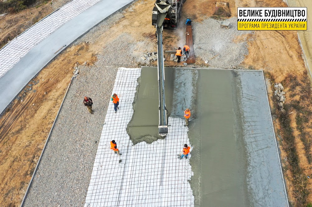 Классная идея: в Софиевке делают крутой стадион для местной спортшколы фото 5 4