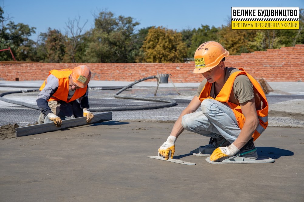 Поплавать, оздоровиться, отдохнуть: в Никополе строят современный спорткомплекс фото 4 3