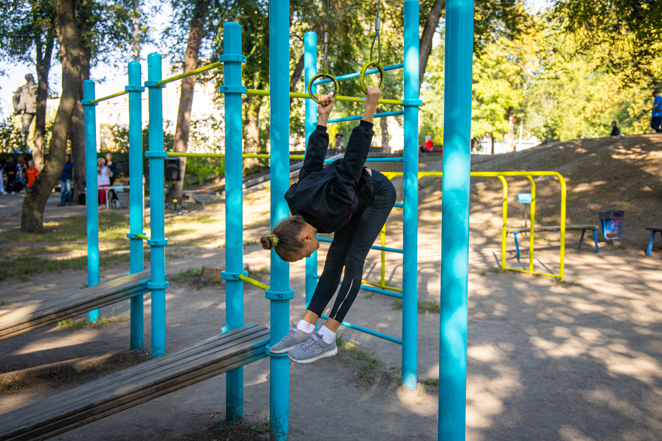 Круто: чемпион мира по фехтованию провел тренировку в "активном парке" в Днепре  фото 14 13