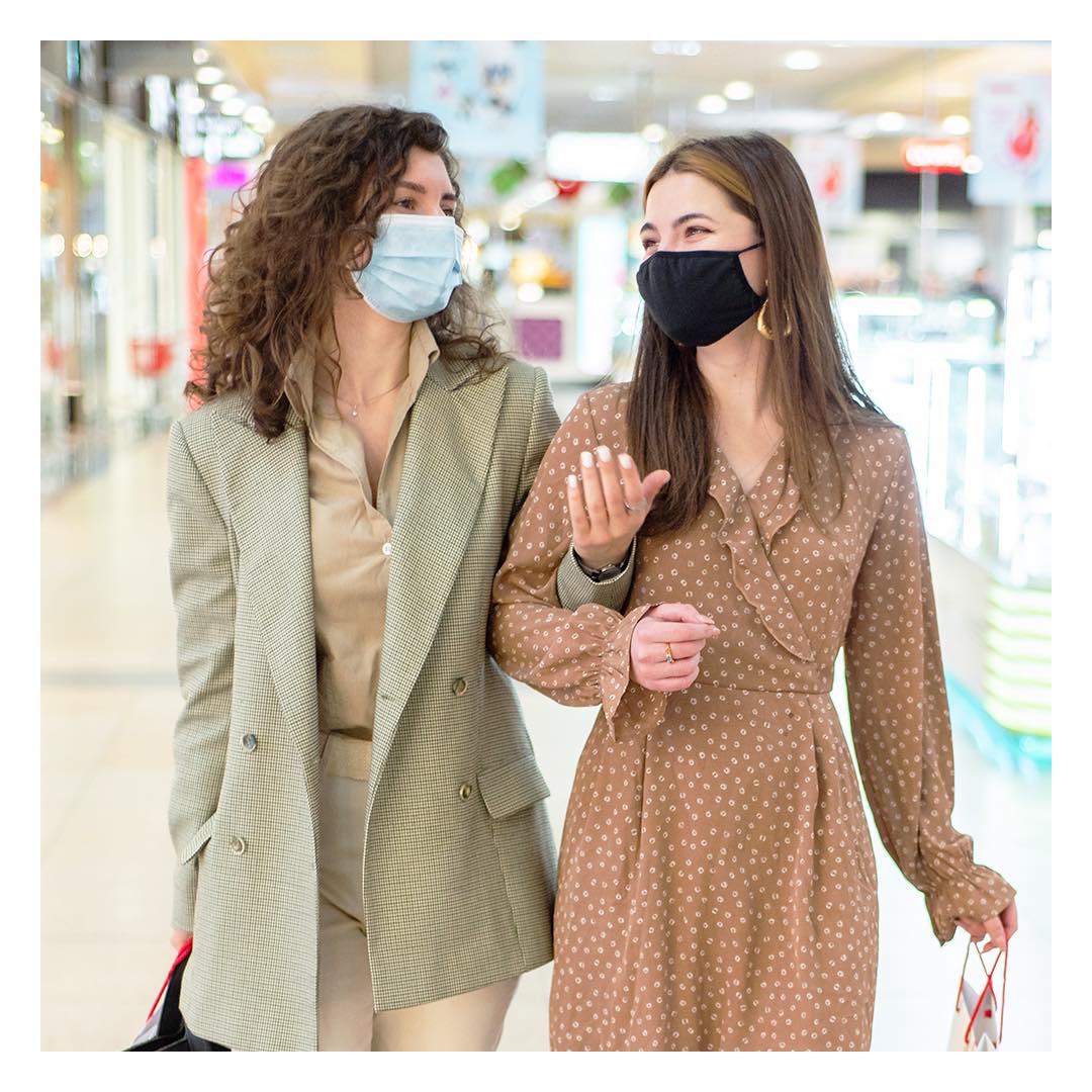 На шоппинг в торговый центр  / фото: Fb Караван ТРЦ Дніпро