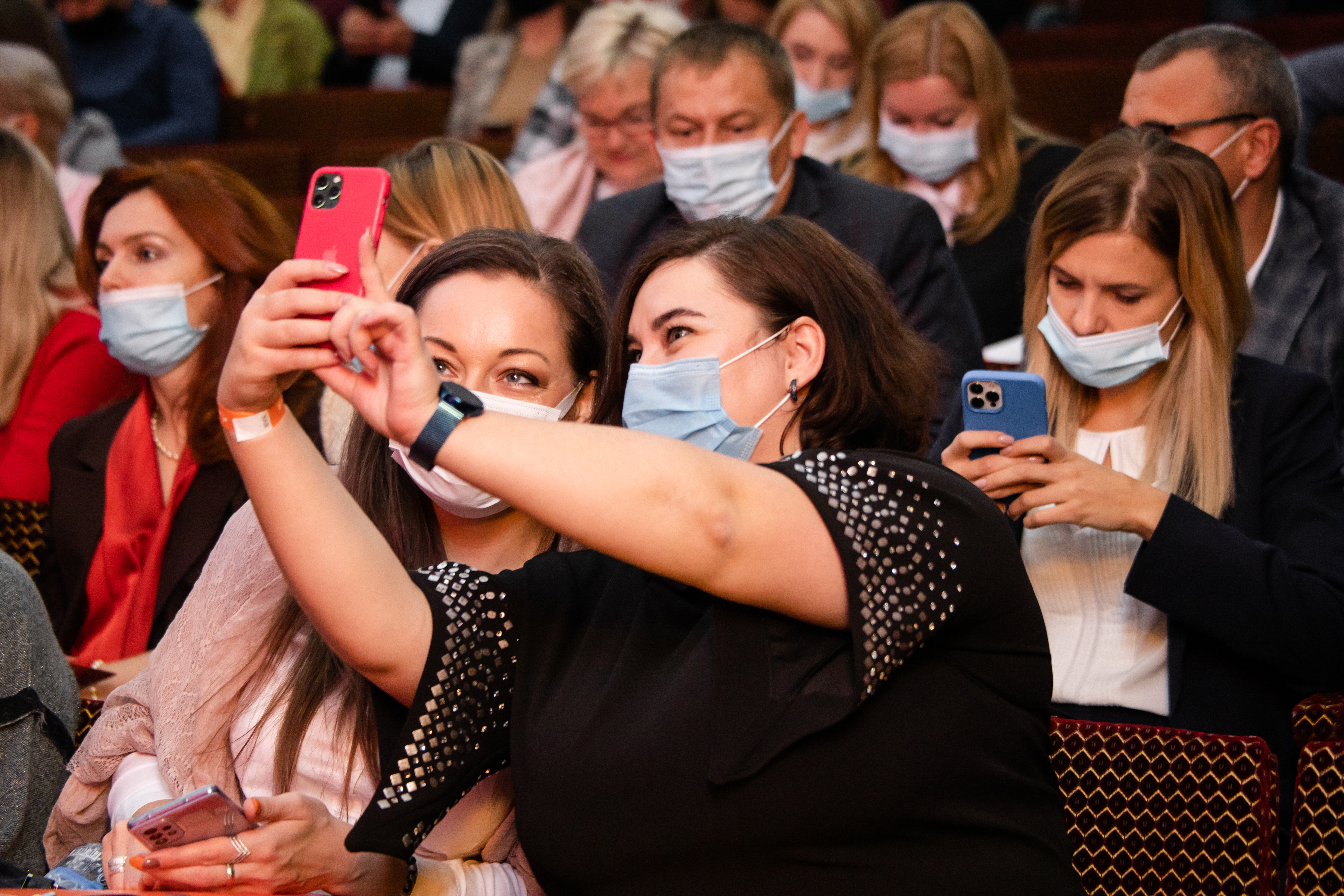 С первой леди: в ДнепрОГА на масштабном форуме обсудили реформу системы школьного питания фото 4 3