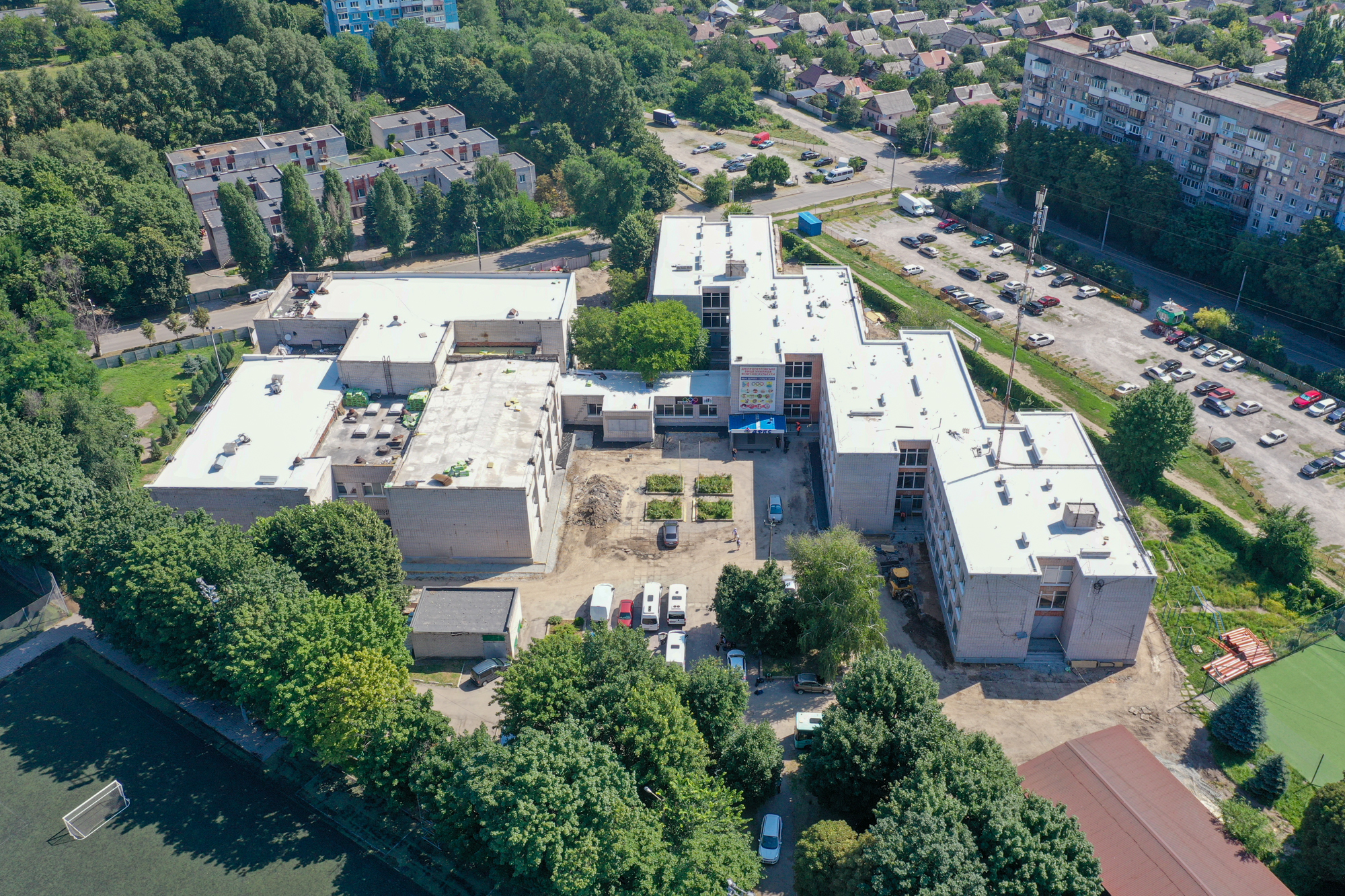 На радость олимпийцам: в Днепре ремонтируют Областной профессиональный колледж спорта фото 1