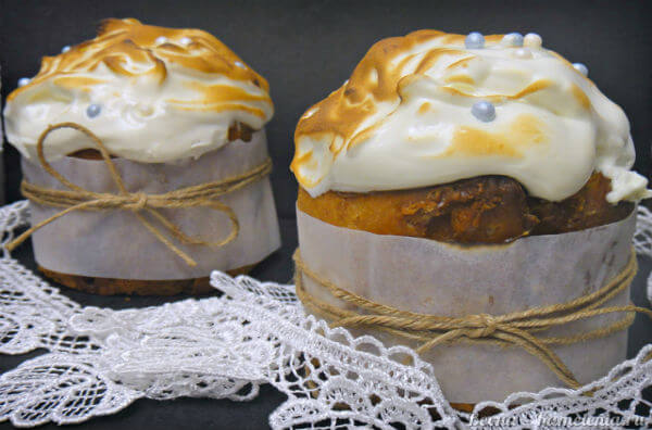 Кулич с марципаном и шоколадом -