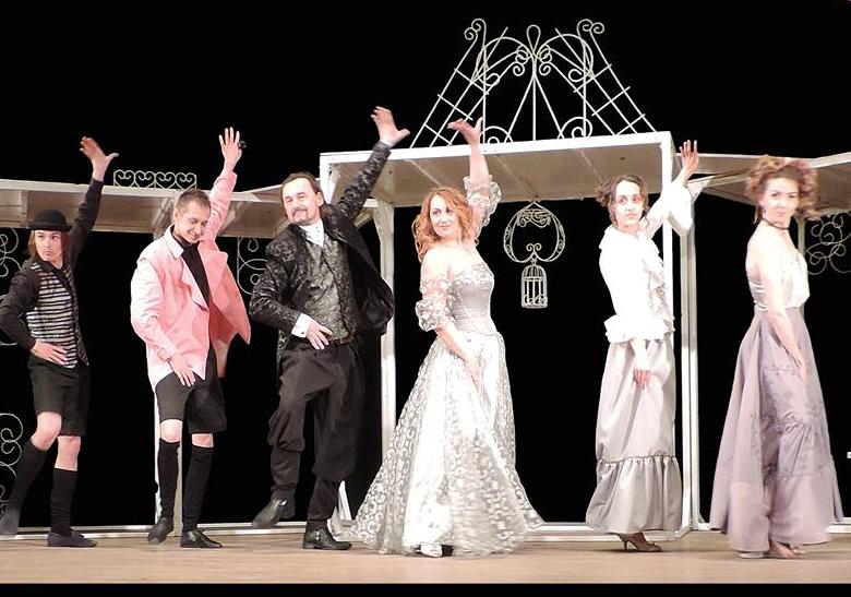 Спектакль "Собака на сене" - фото из афиши