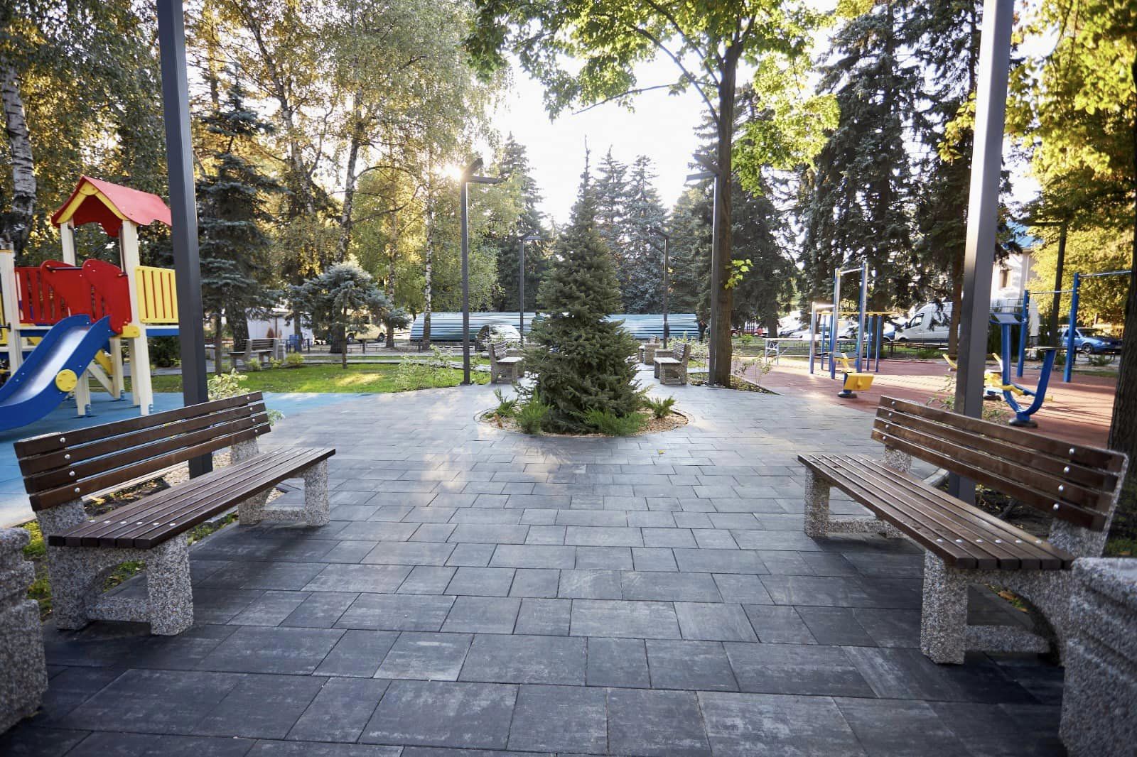 В Днепре появился новый мини-сквер -