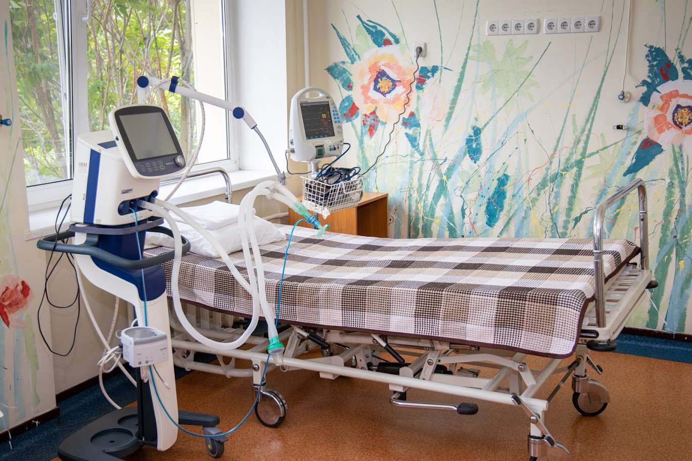 На Днепропетровщине американские врачи помогают оперировать детей с ожогами фото 3 2