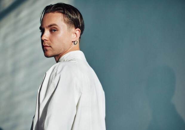 Артем Пивоваров фото из афиши