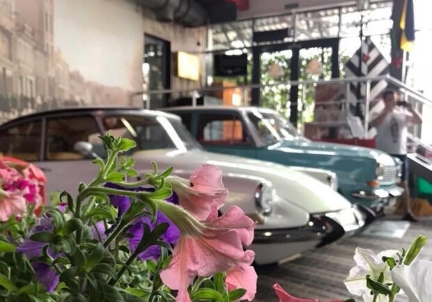 DARS 2020 выставка ретро-автомобилей - фото fb Технический музей "Машины Времени"‎