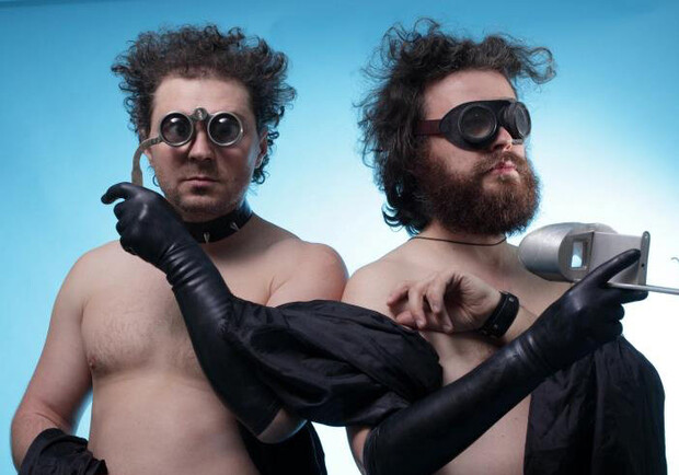 Хамерман знищує віруси в Днепре / фото: из афиши