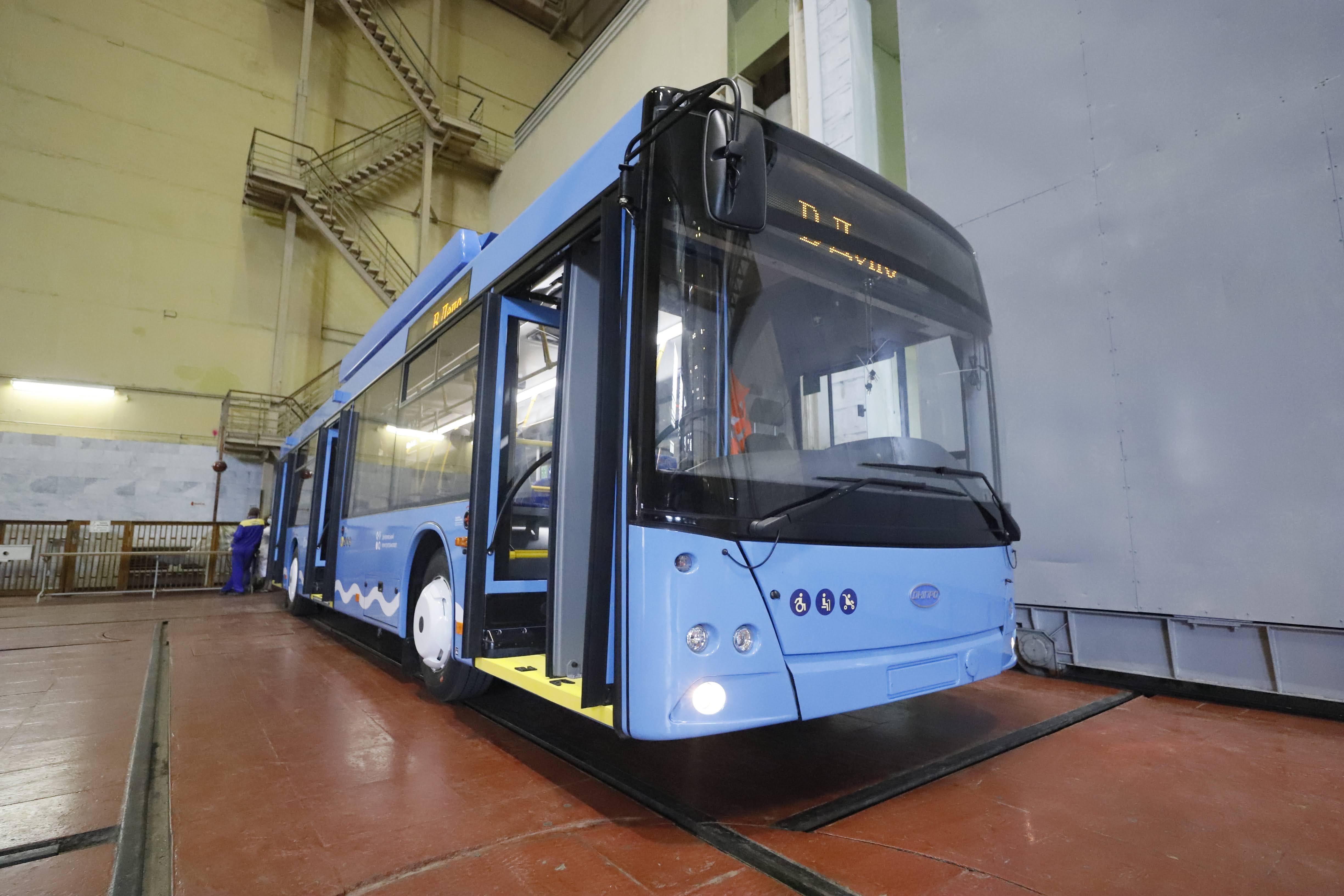 Нові тролейбуси у Дніпрі