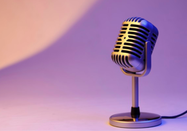 Stand up: открытый микрофон в Рыбе Андрей - фото freepik