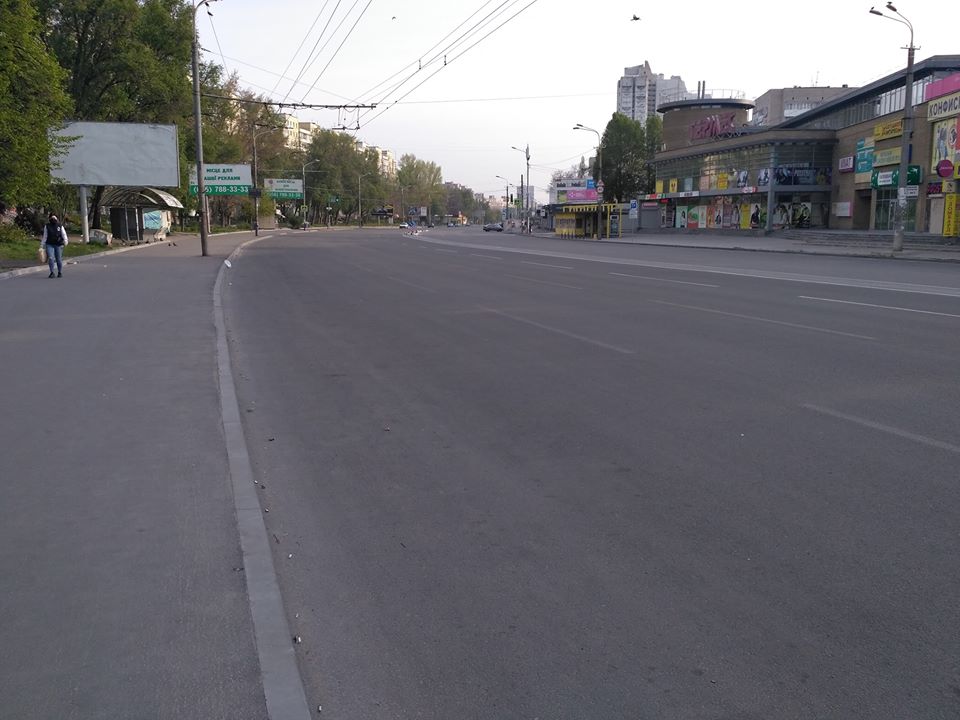 Полупустой Днепр на пасху / все фото: fb Валерий Кравченко