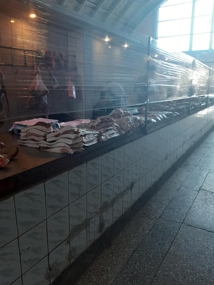 Прилавки с виду чистые / фото: fb Кристина Водянчук