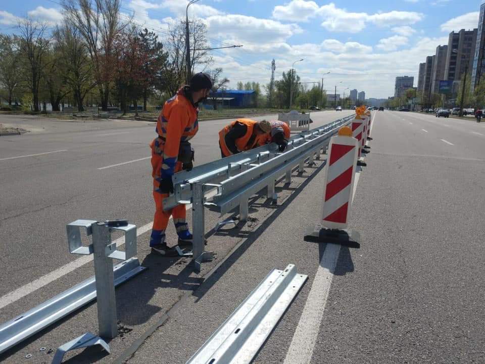 Ремонти, дезінфекція та нові тролейбуси: Борис Філатов розповів, як опікуються міським господарством під час карантину фото 1