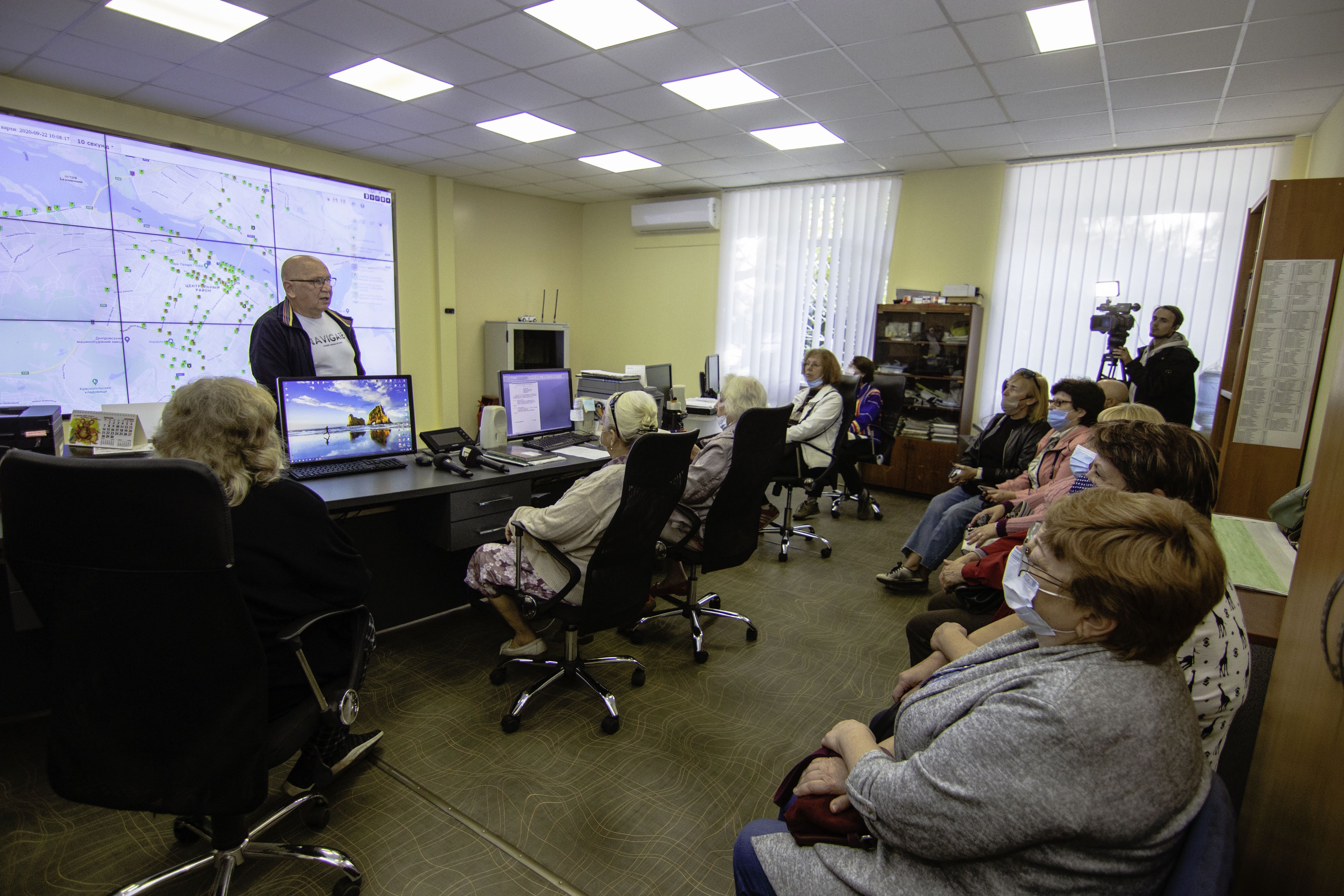 Екскурсію відвідали близько 20 людей