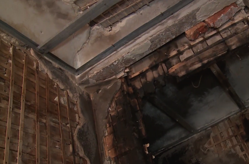 Вот так выглядят стены после пожара / фото: 11 канал