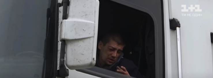 Водитель грузовика / фото: youtube.com ТСН