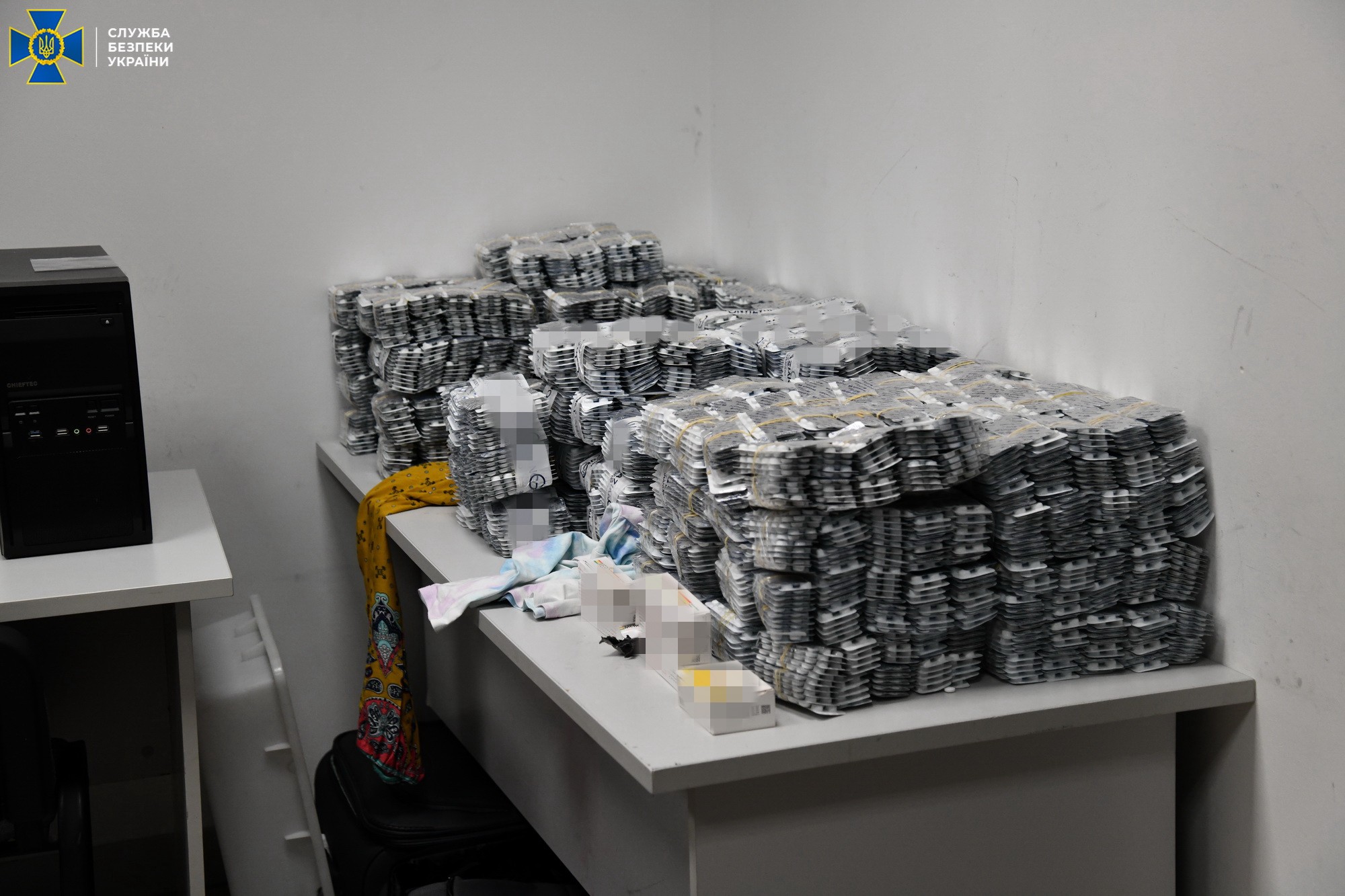 УСБУ в Днепропетровской области вместе с другими госструктурами блокировали контрабандный канал / фото: СБУ