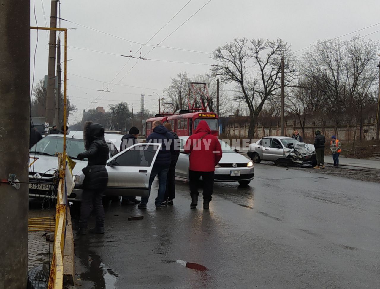 Авария на 12-м квартеле в Днепре / фото: ХД