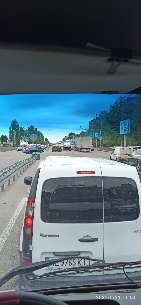 Пробка на Запорожском шоссе /  фото TG-канал ДТП Пробка Днепра