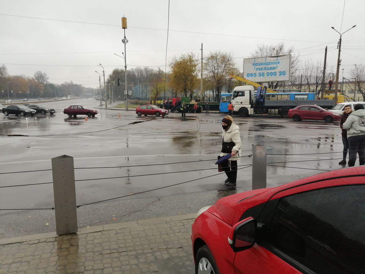 Обрыв проводов в Днепре / фото: t.me/probkidnepr