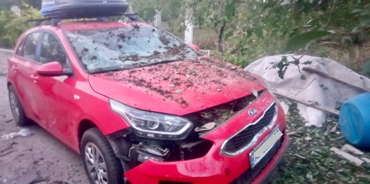 На Дніпропетровщині збитий дрон упав у двір будинку: шестеро постраждалих -