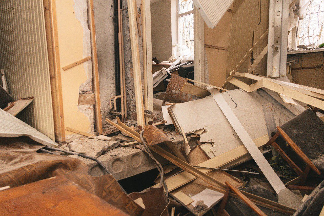 Внаслідок вибухів у Дніпрі 6 людей загинули та 28 постраждали -