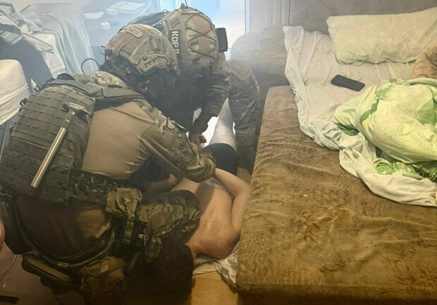 Поліція затримала 18-річного мешканця Дніпра за підозрою у вбивстві Ірини Фаріон.