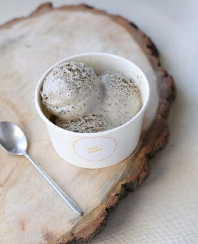 Халва и кунжут / фото со страницы заведения в Instagram