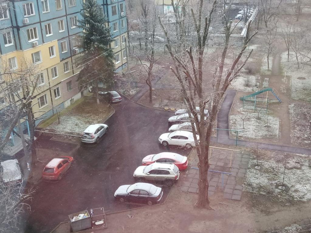 Первый снег в Днепре 5 декабря 2021.